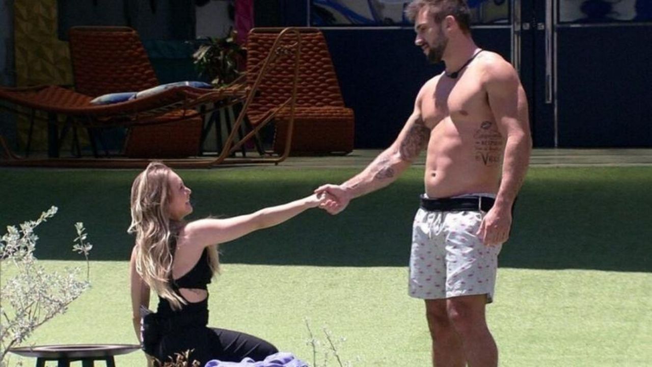 Conhece alguém que assim como Carla precisa de um ombro amigo? Confira as dicas para ajudar!