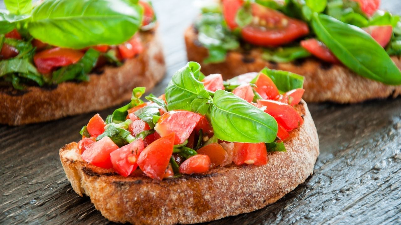 Dia Mundial do Pão: prove receitas de bruschetta de dar água na boca!
