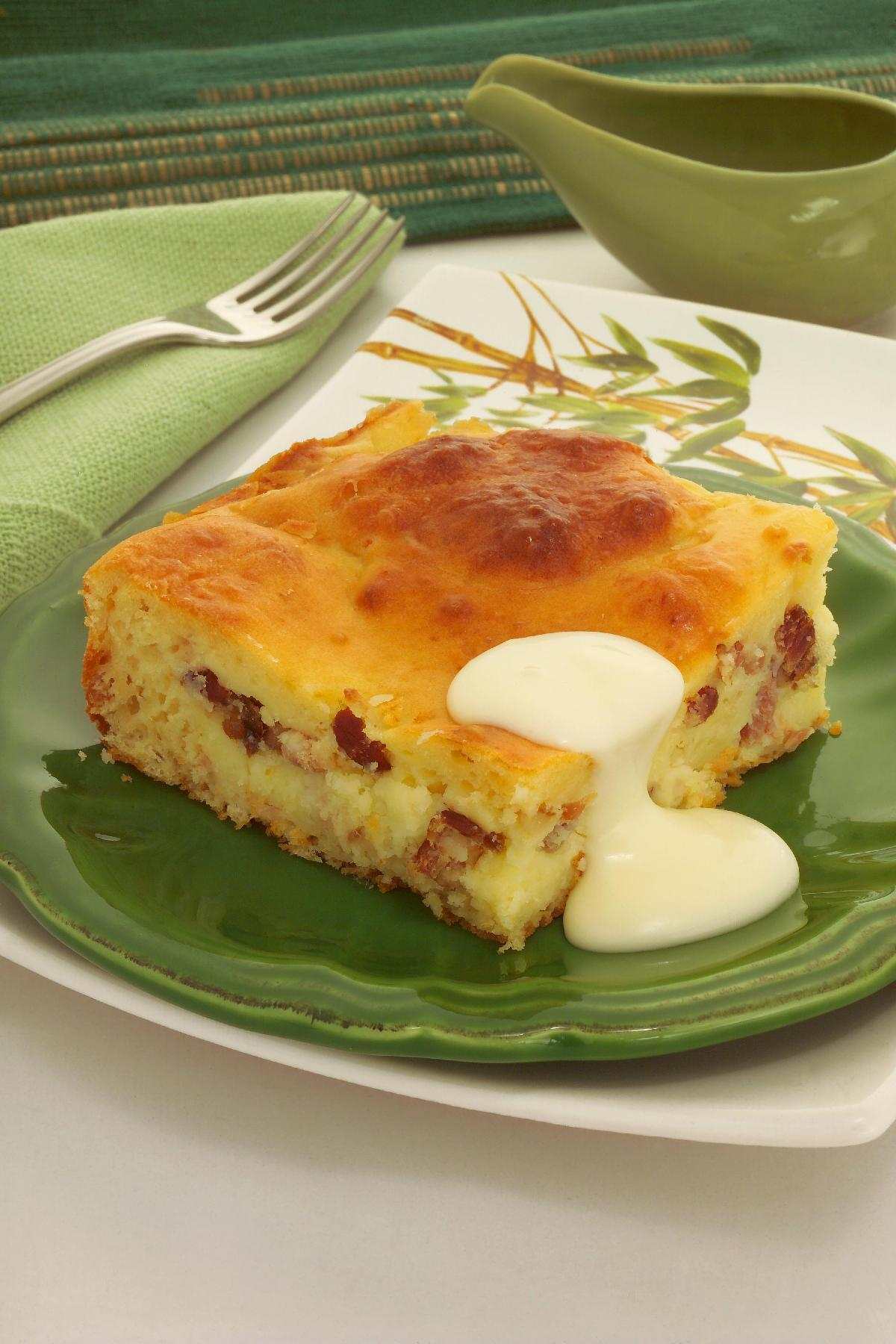Torta de bacon e catupiry 