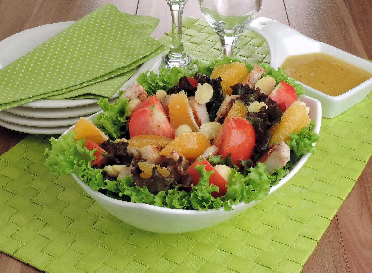 Salada de frango e laranja 