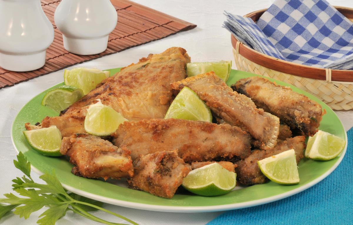Porquinho frito com limão 