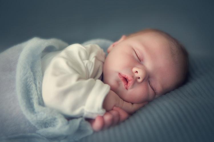 É preciso atentar-se ao que o bebê come, pois a qualidade da alimentação começa cedo. Descubra como seu bebê deve alimentar-se em cada fase!