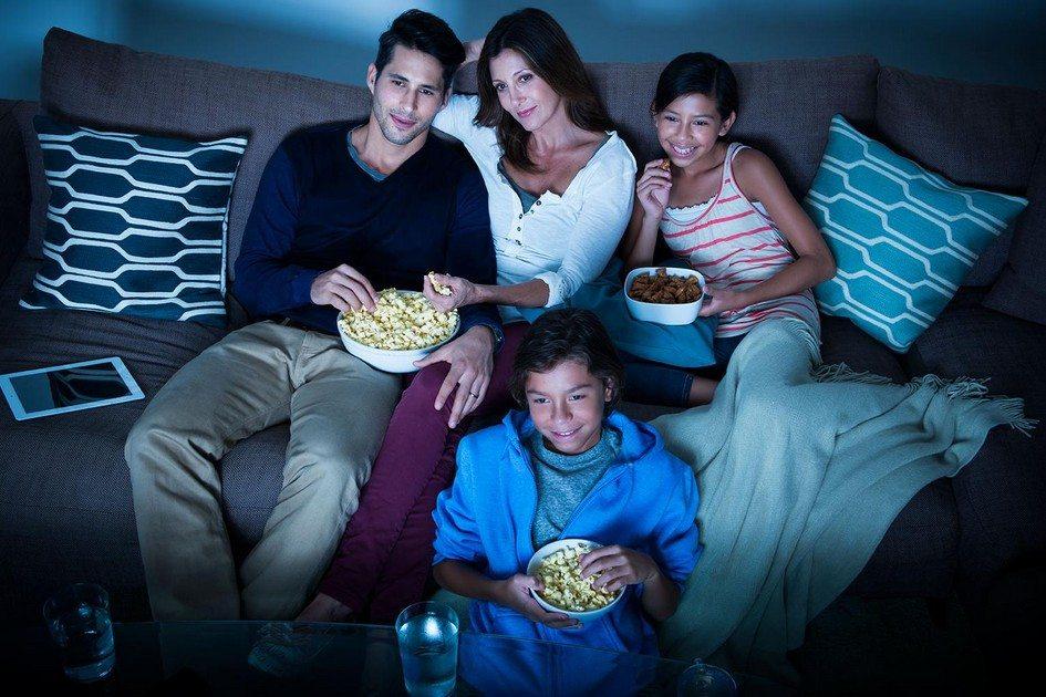 Bateu saudade dos longas antigos que marcaram sua infância? Confira alguns clássicos filmes da Sessão da Tarde para ver novamente na Netflix