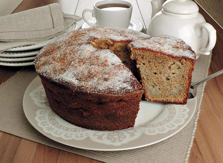 Bolo de banana e maçã 