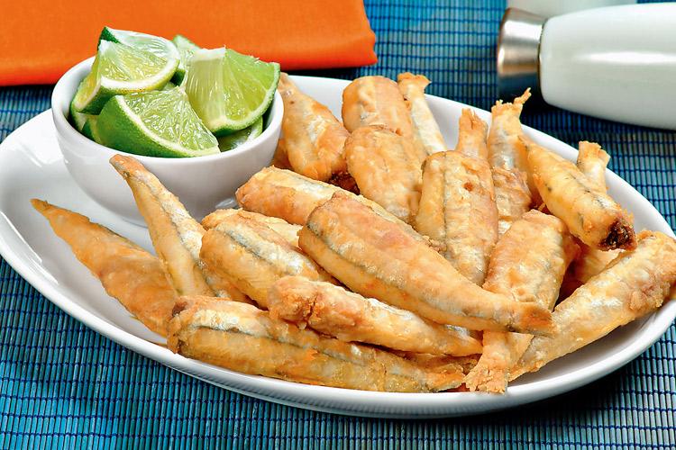 Manjubinha frita 