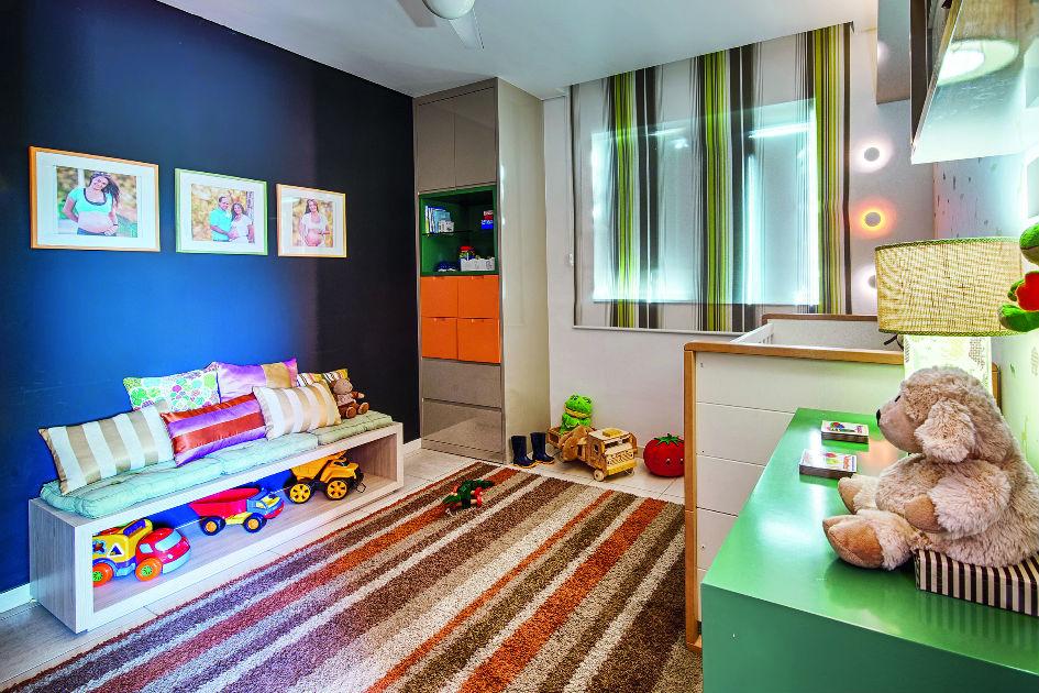 Cores no quarto do bebê: veja este projeto lindo e cheio de ousadia 
