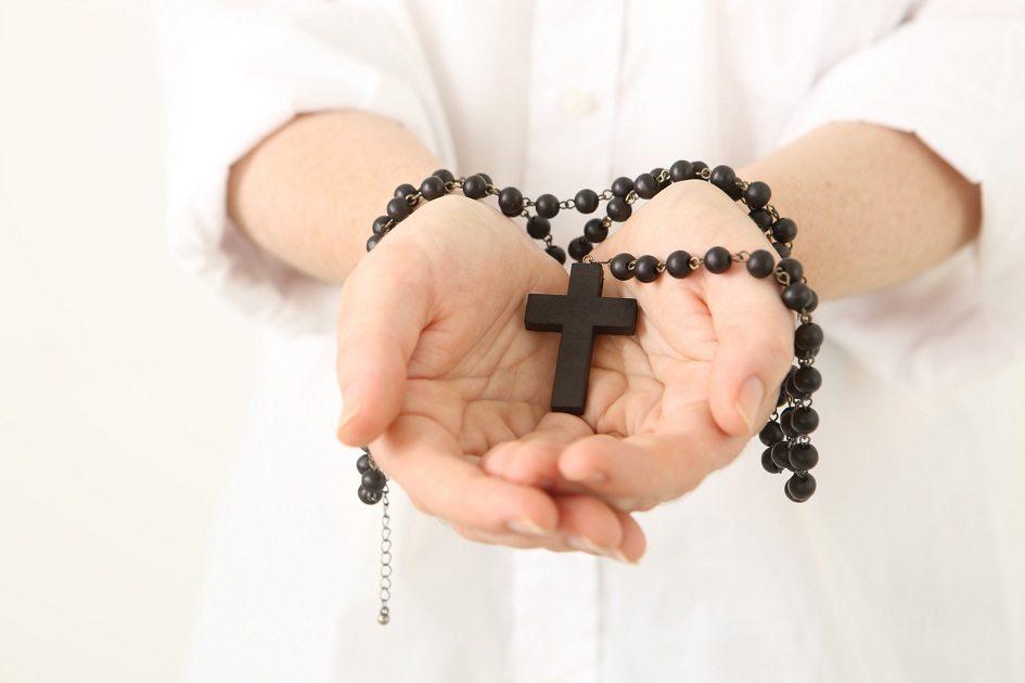 Dia do Padre: confira 3 orações em comemoração à data 