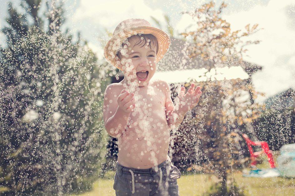 7 atividades refrescantes para fazer no verão com as crianças 