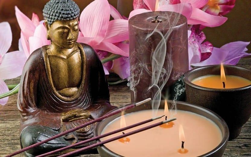 9 incensos para atrair dinheiro e ter uma vida mais próspera 