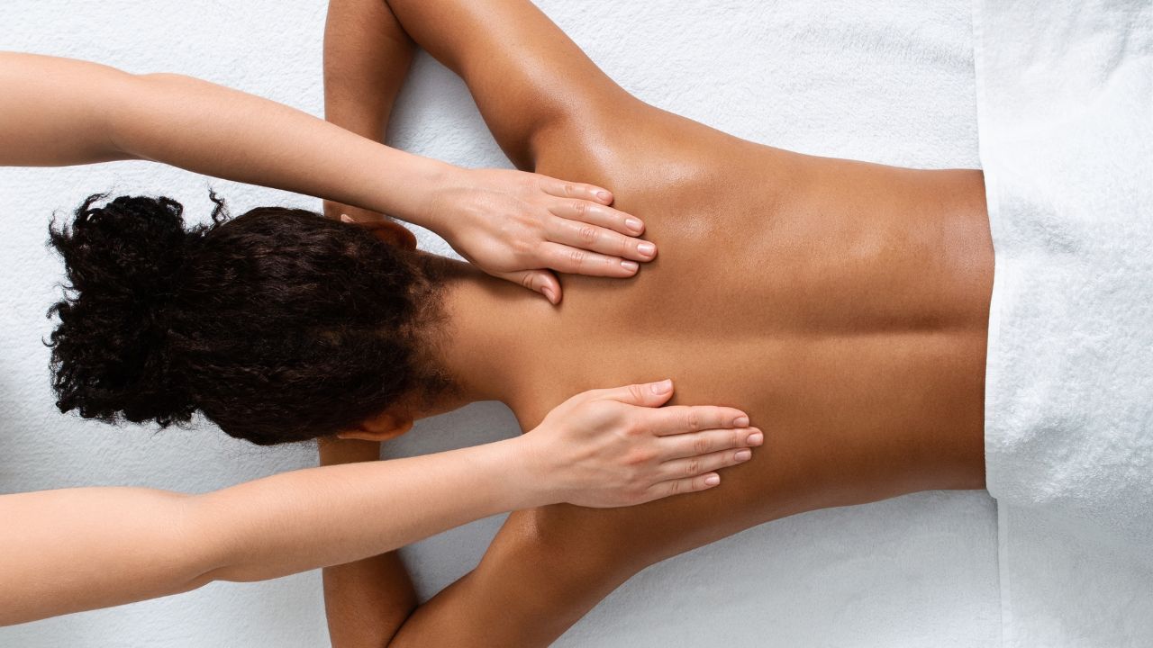 Com resultados positivos, muitas pessoas introduziram a atividade para relaxar, aliviar tensões, dores musculares e estresse