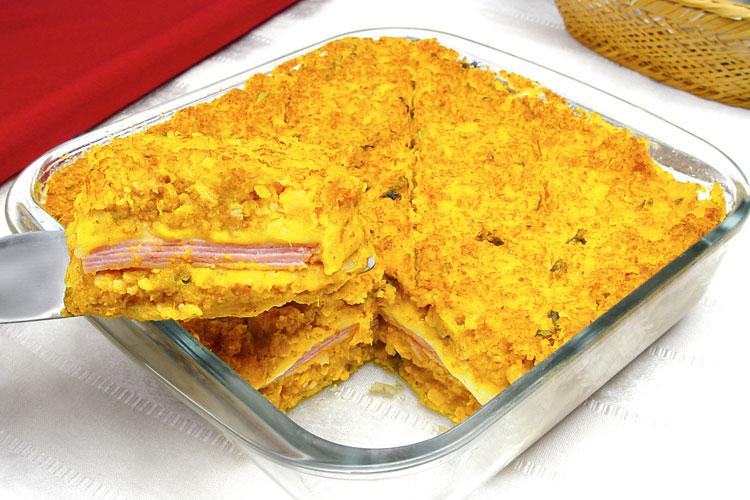 Quibe de soja recheado com presunto e queijo