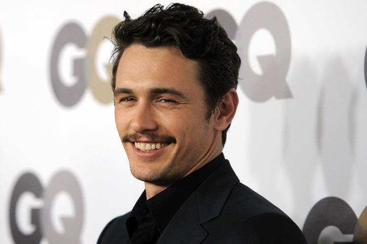 Famosos de bigode