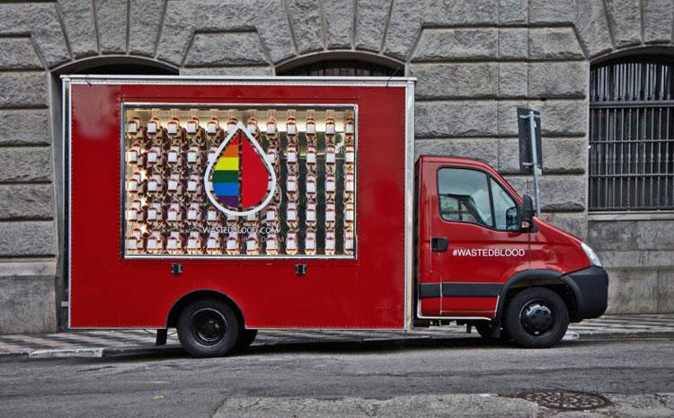 Campanha Wasted Blood homossexuais não podem doar sangue