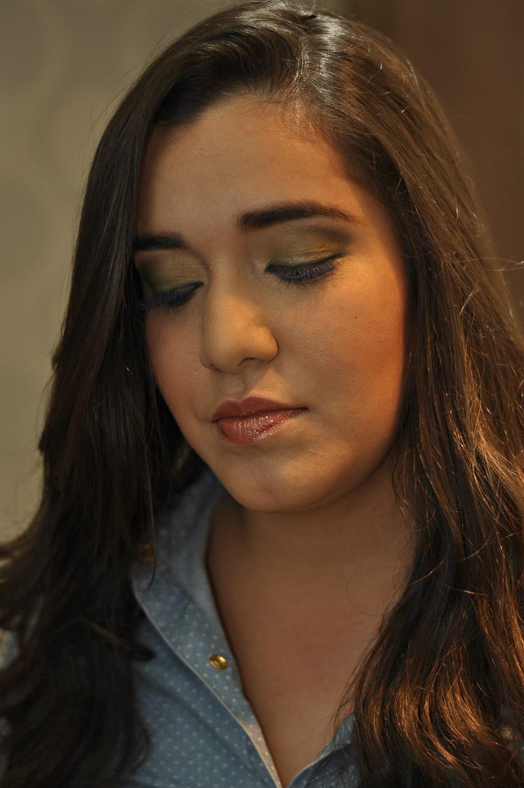 mulher maquiagem