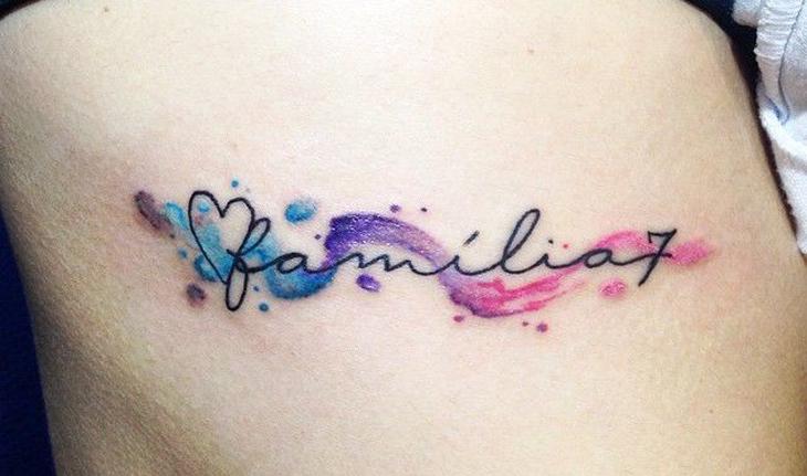 tatuagem aquarela de palavra 