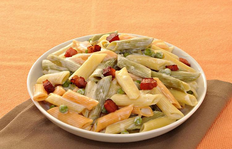 Receita de macarrão penne com molho branco