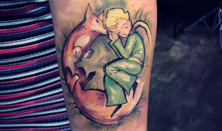 tatuagem aquarela de pequeno príncipe