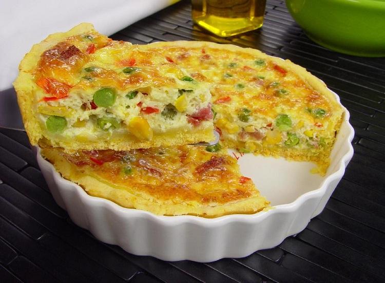 Receita de Quiche de legumes com massa de cenoura
