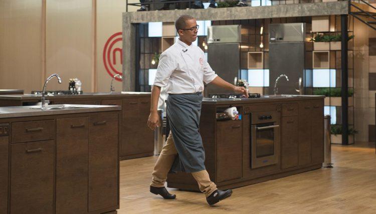 Eliminação de João do MasterChef Profissionais faz sucesso nas redes sociais