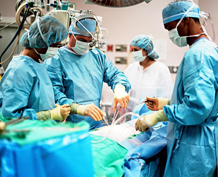 medicos cirurgia reducao estomago exames