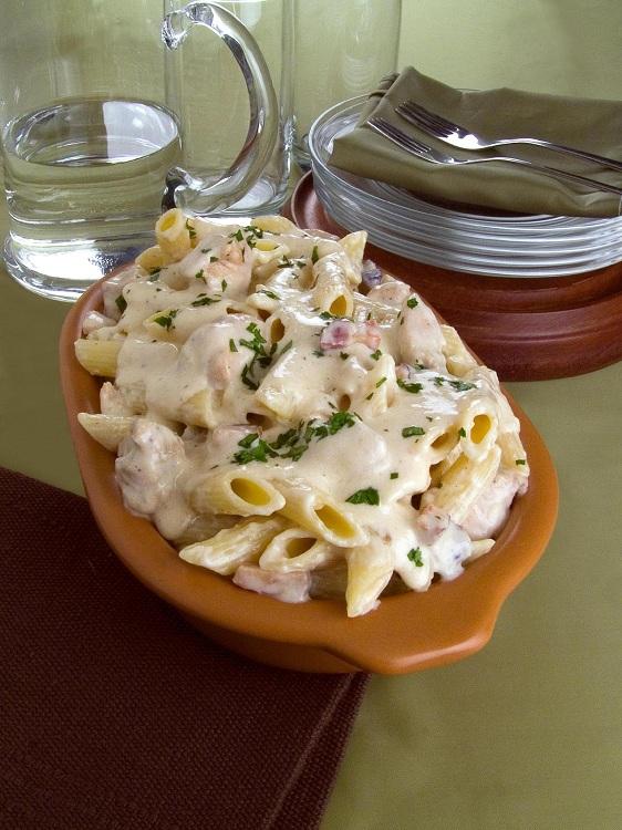 Receita de macarrão na pressão com molho branco