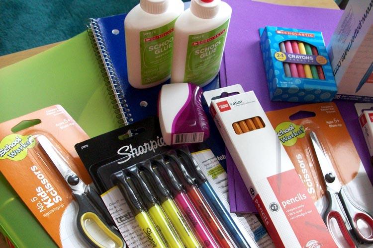 Como organizar o material escolar na volta as aulas
