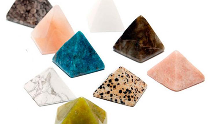 talismãs de sorte amuletos de pirâmide