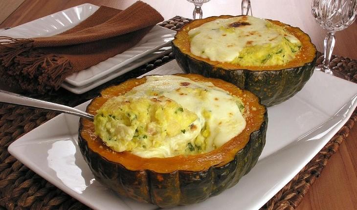ABÓBORA COM CREME DE MANDIOQUINHA E BACALHAU.