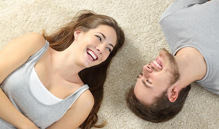 homem-mulher-simpatias com calcinhas-sorrisos