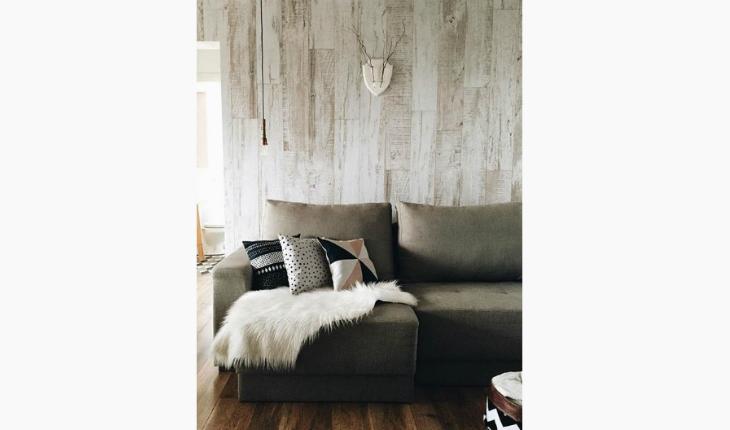 pelego na decoração no sofá da sala pinterest