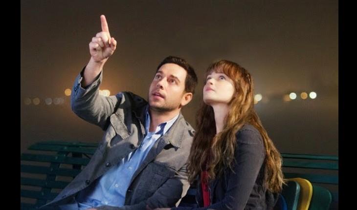 cena do filme como não esquecer essa garota