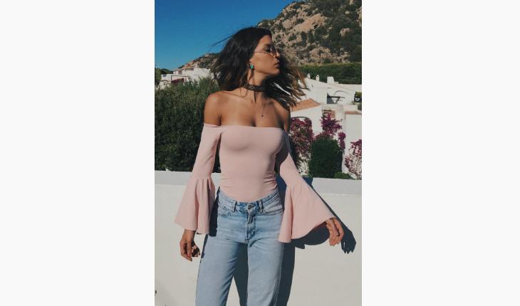 Giordana Serrano body com manga flare instagram