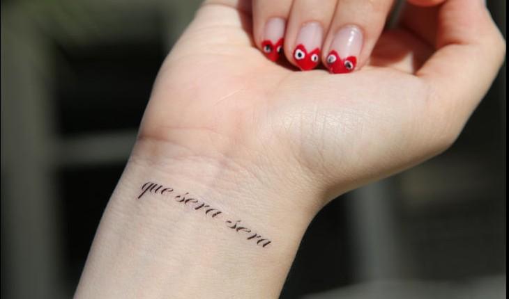 tatuagem escrito 
