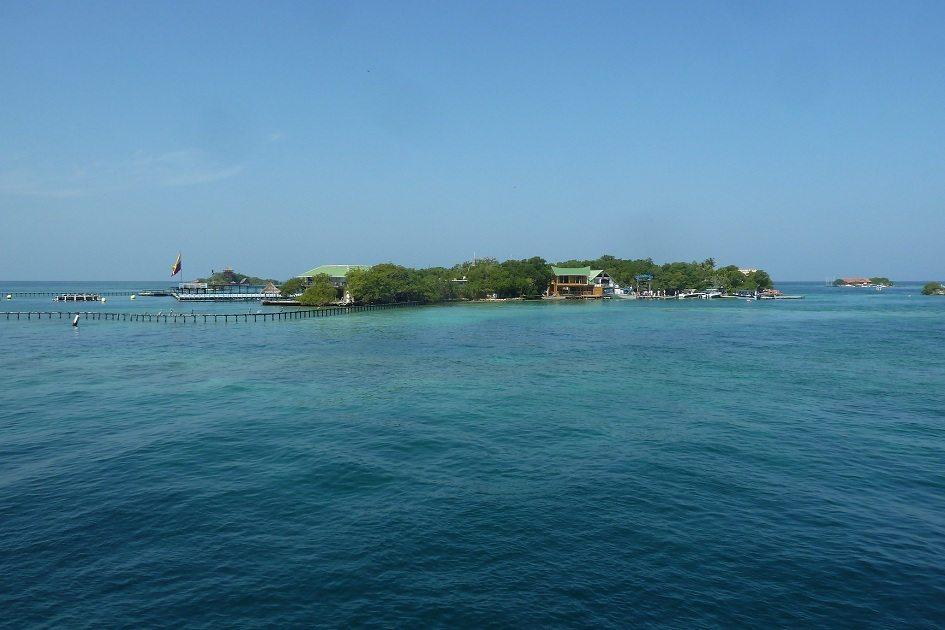 Imagem da uma das ilhas do arquipélago Isla del Rosário, em Cartagena, Colômbia.