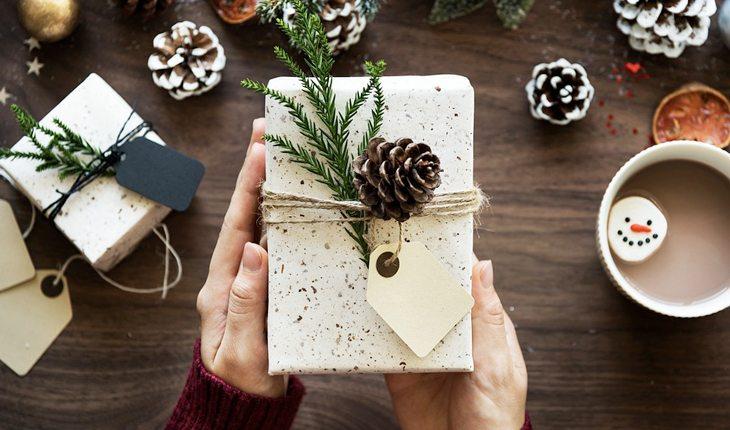 Tipos de amigo secreto. Na foto, presente de natal
