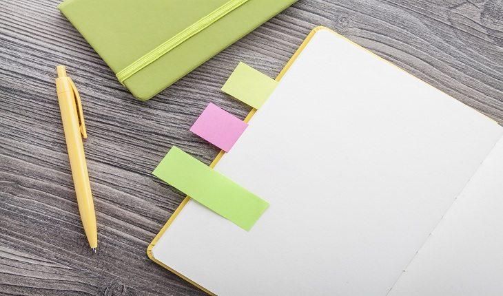 foto de agendas e post-its