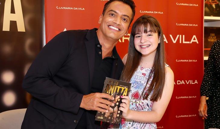 Sophia Valverde e Leo Dias