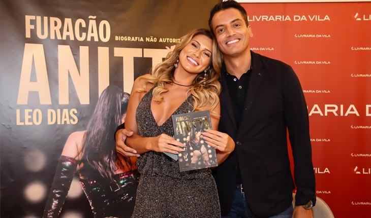 Livia Andrade e Leo Dias no Lançamento da biografia Furacão Anitta