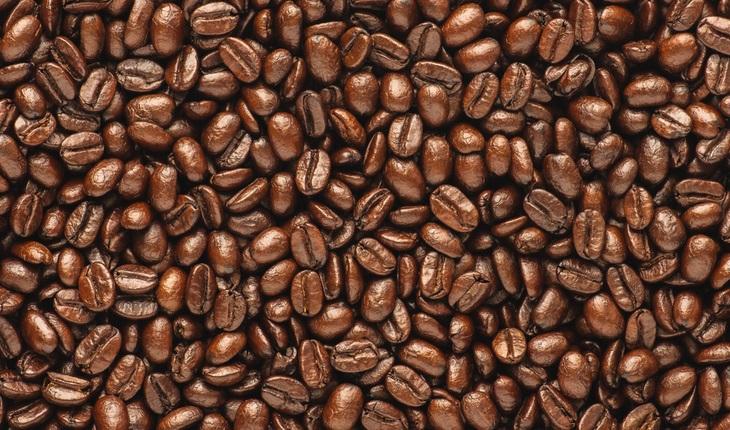 Mitos e verdades sobre o café: benefícios e malefícios para a saúde