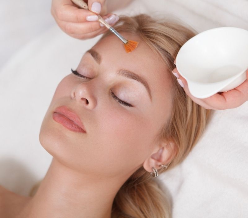 Cicatrizes de acne têm solução, sabia? Veja como tratar