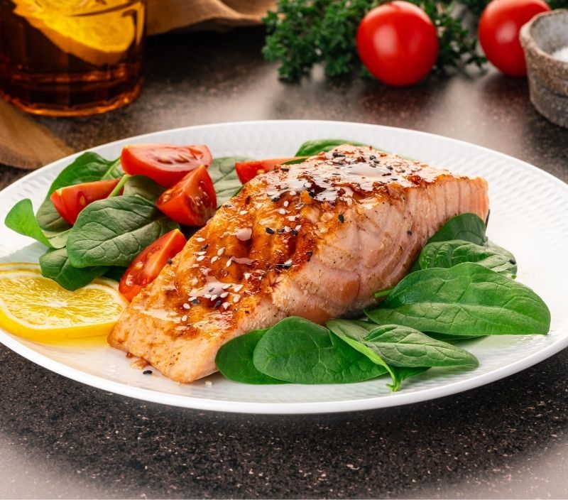 Prato com peixes - pescetarianismo