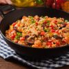 Veja essa receita de Jambalaya para o almoço de Dia dos Pais