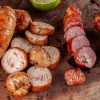 A linguiça toscana é a mais usada em churrascos e também pode fazer parte de receitas incríveis