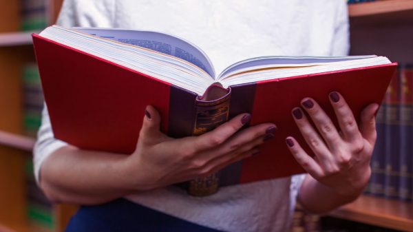 Os livros podem ser grandes aliados contra a depressão e a ansiedade