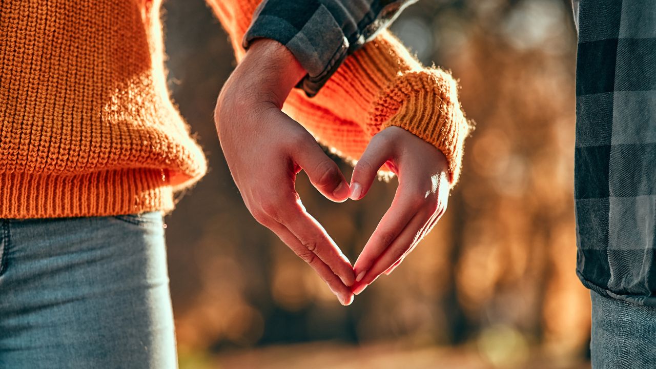 Atraia mais sorte no amor com simpatia do astrólogo João Bidu