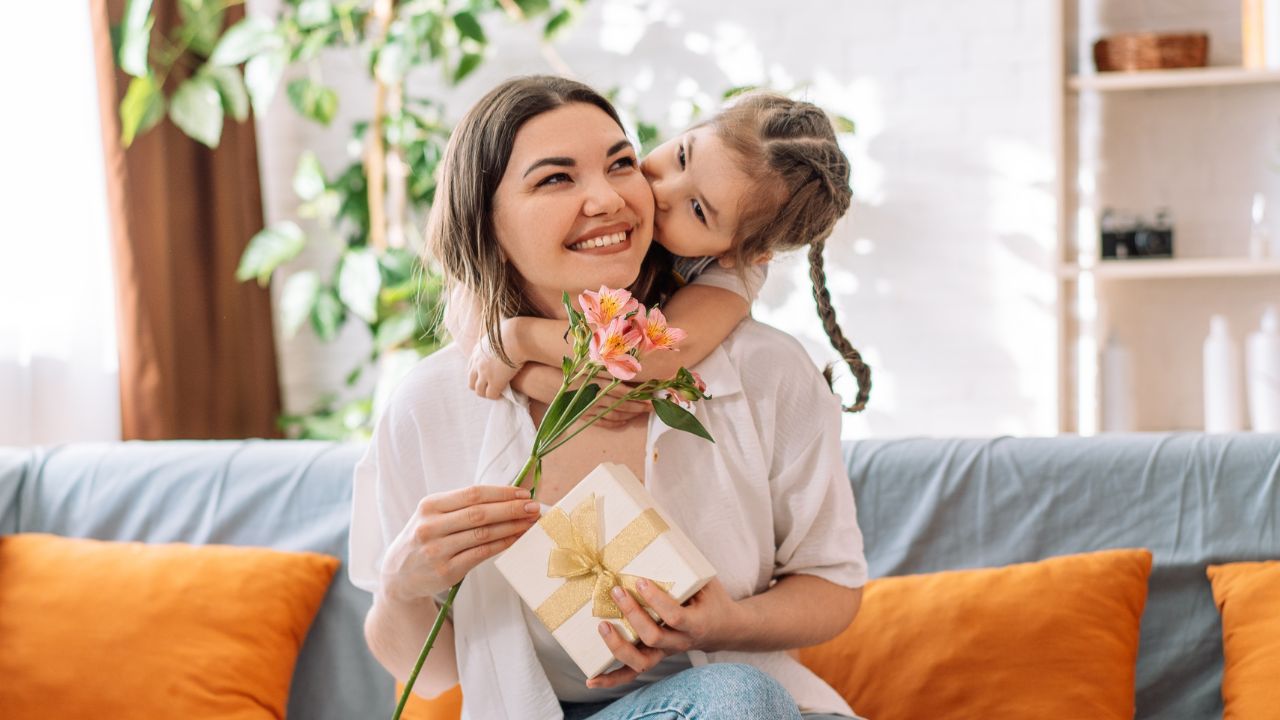 Se sua mãe gosta de flores, dar uma dessas para ela pode ser uma ótima ideia