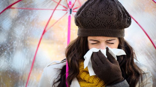 Uma frente fria atinge estados do Sul e Sudeste do país nesta quinta-feira (18); saiba como proteger a saúde de gripes e resfriados