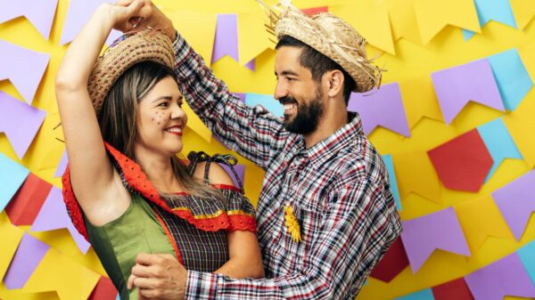 Prepare a coreografia e confira nossa seleção de músicas de festa junina para curtir o arraial em casa