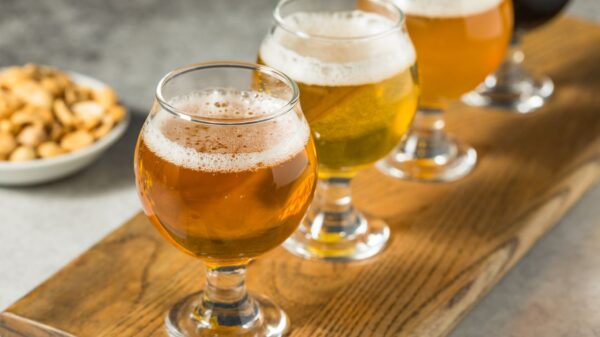 Se consumida em grandes quantidades, a cerveja pode produzir efeitos nocivos para o funcionamento do organismo