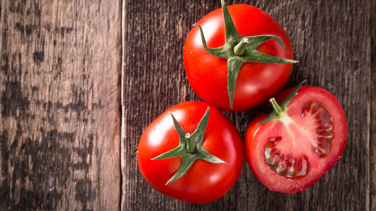 Entenda as diferenças entre os tipos de tomate